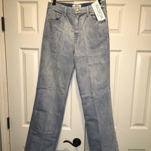 Super high rise straight leg